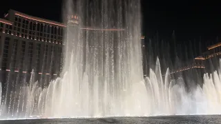 Fountains of Bellagio - “Viva Las Vegas” (Night) 4K