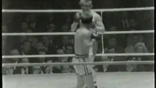 Alan Rudkin vs Johnny Caldwell Part 1 of 3