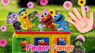 Sesame Street Pop Up Pals FINGER FAMILY SONG ♥Toy Nursery Rhyme♥ Lyrics and MORE Kids Songs