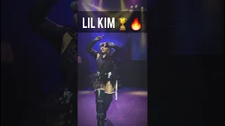 LIL KIM Going Crazy Live At THE APOLLO 🎬‼🔥