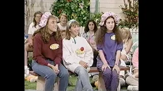 Teen Win Lose Or Draw - Mayim Bialik and Trey Parker