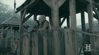 Vikings S05E01 - Harald returns to Kattegat