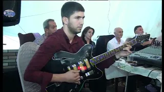 gitarada super irani reqsi gitara Reşad Agcabedili / ritm nagara Ziyad / sintez Emil / yeni trend