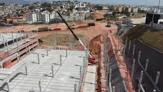 Arena MRV 6/8 Montagem dos pilares à todo vapor/ Concreto na laje/ 18/09/2021