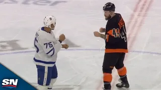 Ryan Reaves And Nicolas Deslauriers Drop Their Gloves And Put On A Show At Centre-Ice