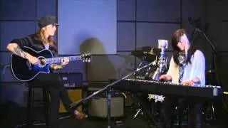 Christina Perri - Arms (Last.fm Sessions)