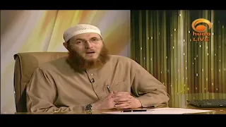 how much distance should we leave when we cross before A praying person #HUDATV