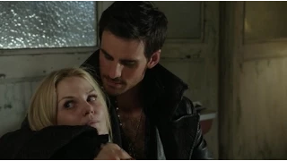 Captain Swan Hugs (4x02)