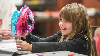 Dia de los Muertos: Mexican Paper Flowers