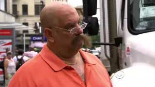 Undercover Boss - Modell's Sporting Goods S4 EP1 (U.S. TV Series)