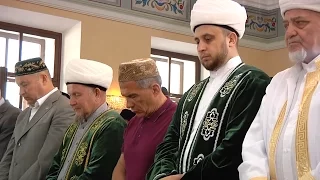В Галеевской мечети Казани прошел праздничный намаз в честь Ураза-байрама