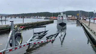 Loading the Hewescraft Alaskan 270