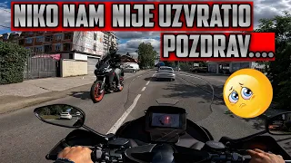 Da li me motoristi pozdravljaju kad VOZIM skuter?