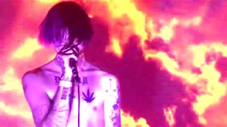 Lil Peep - Praying To The Sky (Live in LA, 5/10/17)