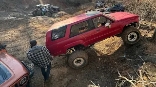 Mini KOH (King of the hammers) at gulches!! Burnouts, turbos and rock crawlers!! Reverse entry!!