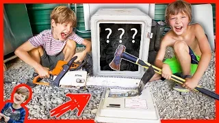 BREAKING INTO ABANDONED SAFE FIRST TRY! (SAME AS CARTER SHARER SAFE)