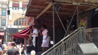 Shake Your Tail Feather-Blues Brothers Live at Universal Studios Orlando