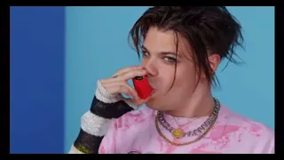 "What's up, nerds?" Clip From "10 Things Yungblud Can't Live Without" Originally by GQ