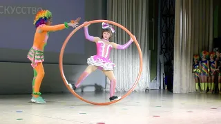 «Cyr Wheel». Клоунада - «Кукла». (Clowning - "Doll")