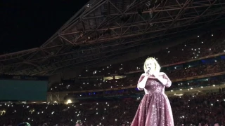 Adele Tour Sydney Concert 11 March 2017 "Someone Like You" 100000 people Chorus