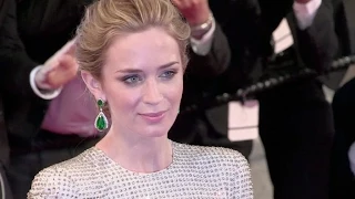 A dazzling Emily Blunt, Josh Brolin and Benicio del Toro going down the red carpet in Cannes