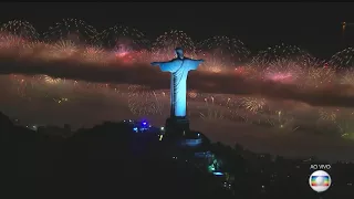 Full HD| Contagem regressiva e queima de fogos em Copacabana (Rede Globo - Réveillon 2017/2018)