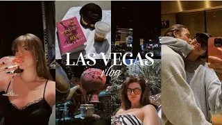 VEGAS VLOG | chill days at the pool, reading acotar, knights hockey game, yummy food, & a big win!