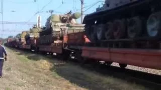 Колона военой техники...