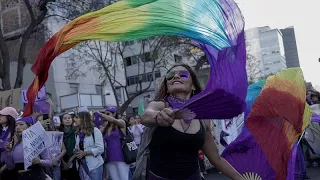 Weltfrauentag: Tausende demonstrieren für mehr Frauenrechte und gegen Gewalt