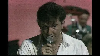 Daniel O'Donnell - Stand Beside Me [Live at the Whitehall Theatre, Dundee, Scotland, 1990] (Outro)