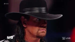 Roman Reigns Confronts The Undertaker On RAW!!