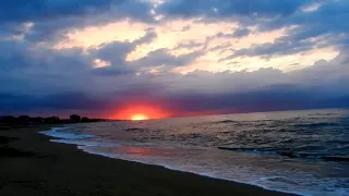 Relax: Sunrise over the Ocean, Ocean Sounds HD 1080p [ Sleep Music ]