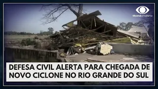 RS tem previsão de mais chuva forte | Jornal da Noite