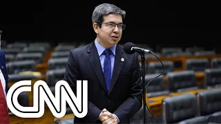 Anderson Torres preso é recado a quem desrespeitou lei por 4 anos, diz Randolfe | CNN 360º