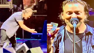 Eddie Vedder Checks 21-yr-old Fan's ID - PEARL JAM @ UC Chicago IL 9.7.23