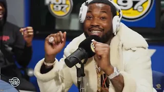 Meek Mill FUNK FLEX (FULL FREESTYLE) INSANE BARS