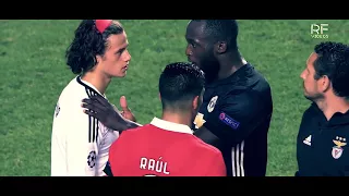 LUKAKU SHOWS SUPPORT FOR YOUNG BENFICA GOALKEEPER AFTER HIS AWFUL MISTAKE   YouTube 720p