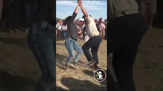 QUE LINDO QUE BAILAN EL CHAMAME 😍