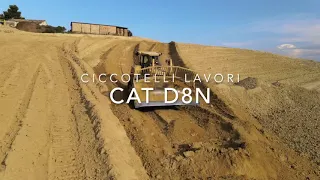 CICCOTELLI LAVORI Caterpillar D8N sbancamento , leveling , excavation. Land mooving...