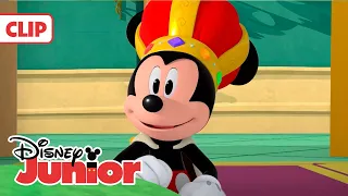 MICKEY MOUSE FUNHOUSE: Ser un buen líder ❤️ | Disney Junior Oficial