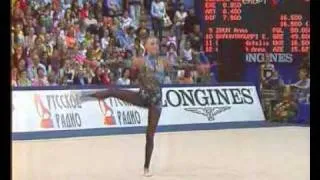 Alina Kabaeva w/ Clubs @ '06 Moscow EC