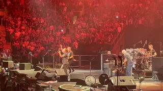 Pearl Jam - Jeremy (Live at Scotiabank Arena)