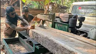 FAST PROCESS‼️Making of usuk & battens of trembesi wood - Assembled serkel chainsaw