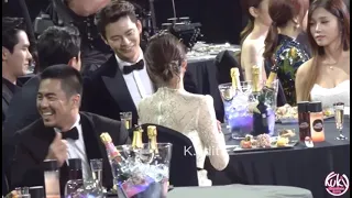 Seo In Guk and Park Bo Young at TvN awards 2016 P.2