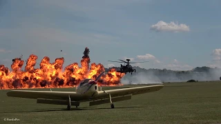 Apache AH Mk1 Attack Helicopter - Pyrotechnics