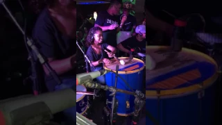 Kauã, de 10 Anos Dando Show No Surdo, Na Roda De Samba Do Cajú Pra baixo - Agosto 2017 BSP