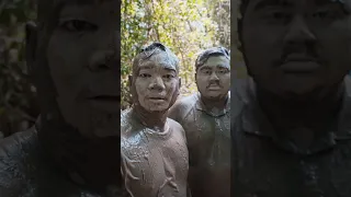 Aku Bernafas dalam lumpur GUNUNG BERAPI!