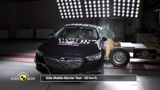 Opel Insignia - Crash Tests 2017 - Unravel Travel TV