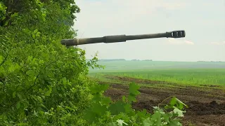 Боевая работа расчетов САУ «Мста-С» с применением высокоточных боеприпасов «Краснополь»