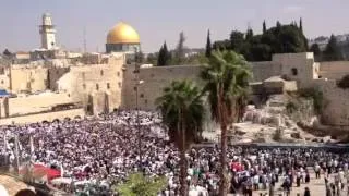 Birkat Kohanim (Priestly Blessing) at the Kotel in Jerusalem, Israel - Sukkot 2012